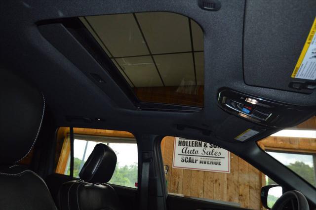 used 2024 Jeep Grand Cherokee car, priced at $39,997
