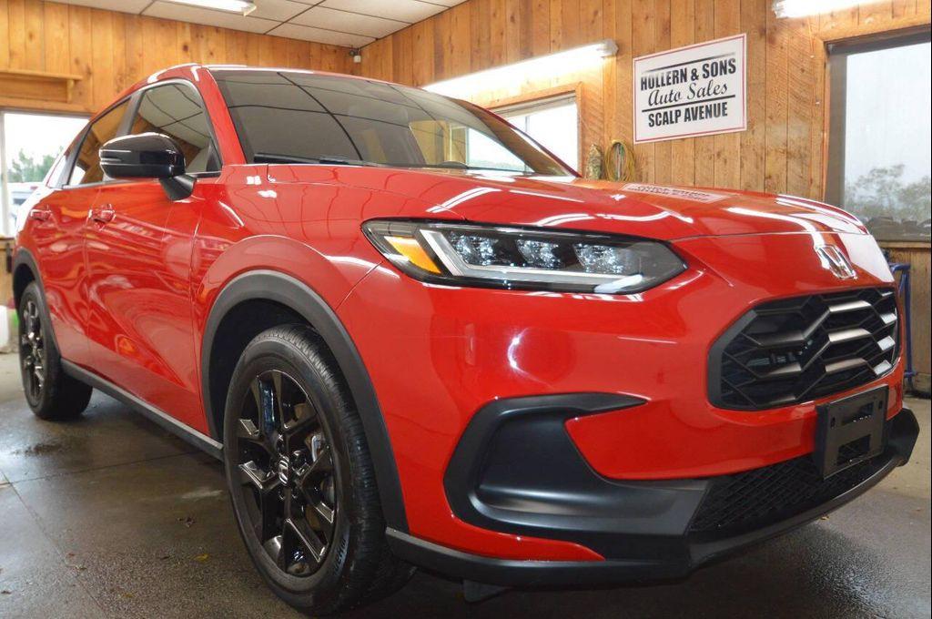 used 2025 Honda HR-V car, priced at $26,997