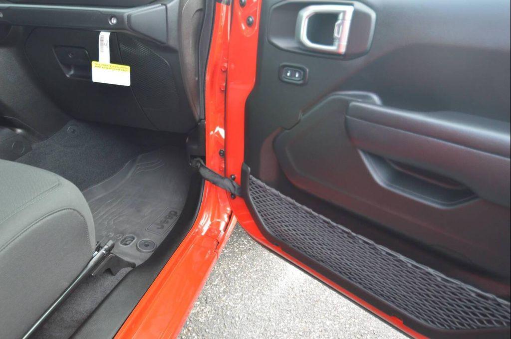 used 2023 Jeep Gladiator car, priced at $37,997
