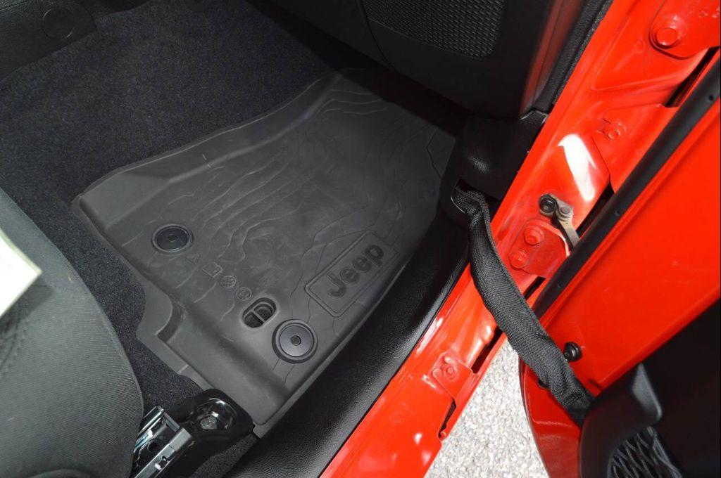 used 2023 Jeep Gladiator car, priced at $37,997