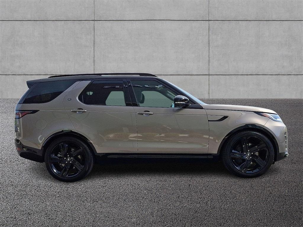 used 2024 Land Rover Discovery car, priced at $71,950