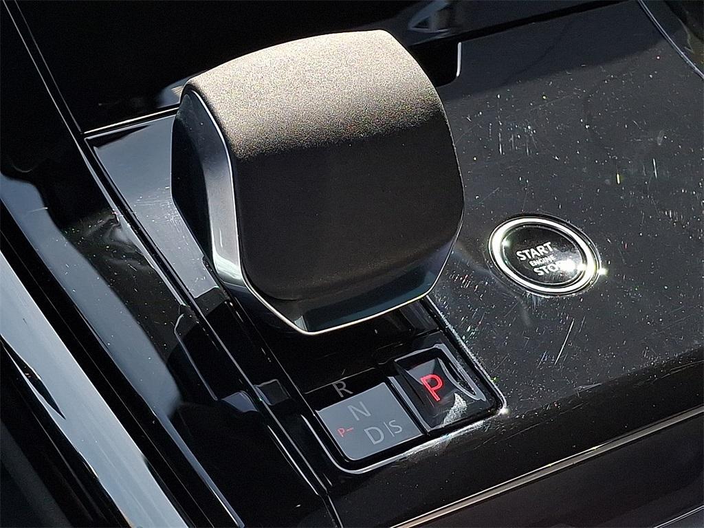 used 2025 Land Rover Range Rover Sport car, priced at $78,950