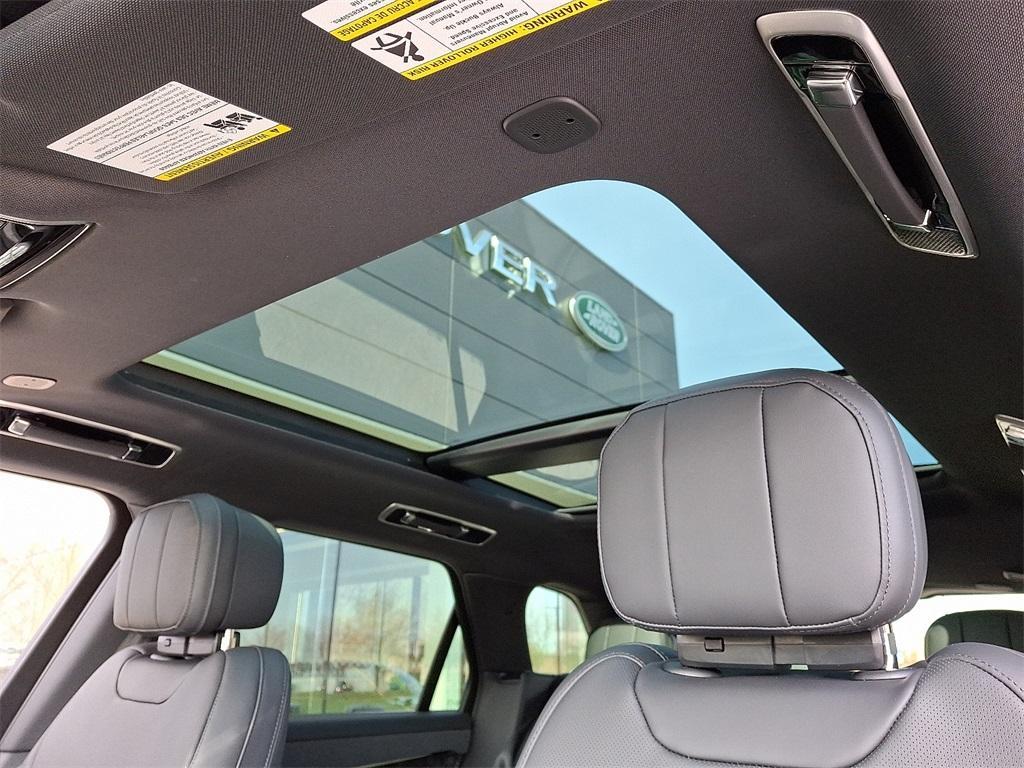 new 2025 Land Rover Range Rover Sport car, priced at $109,485