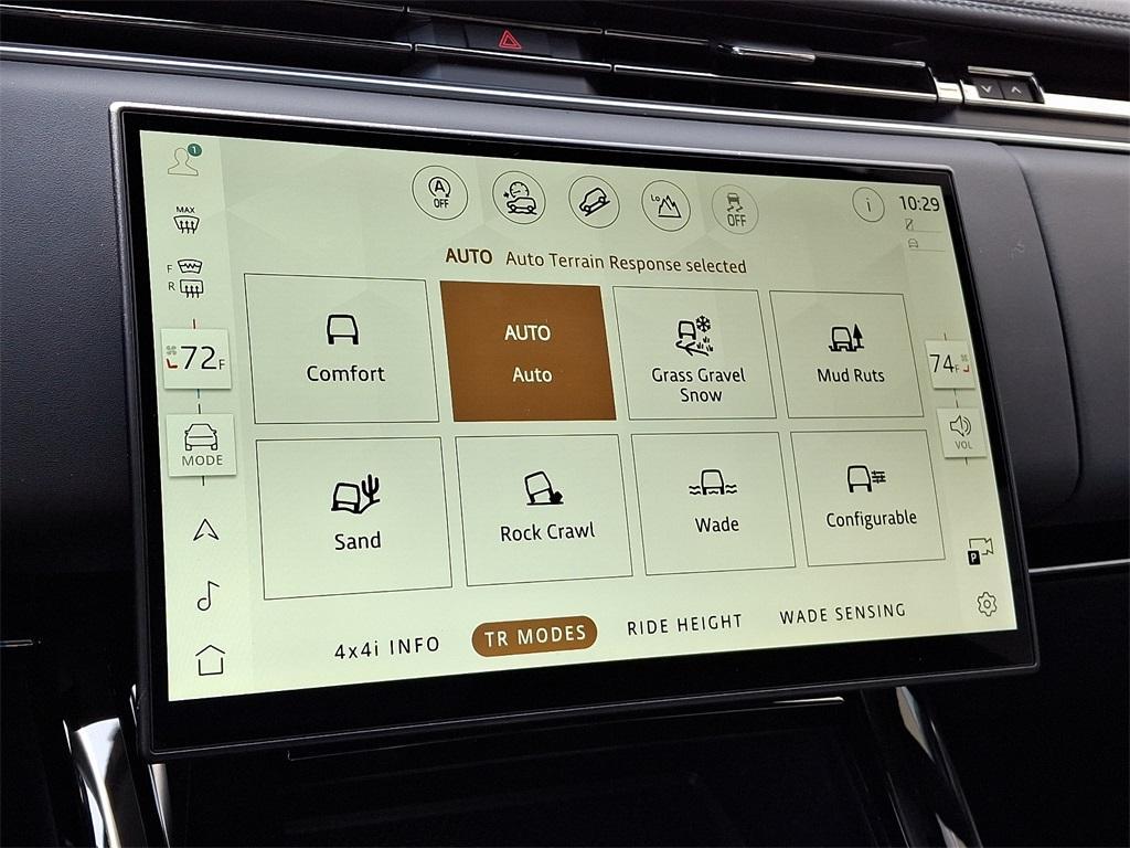 new 2025 Land Rover Range Rover Sport car