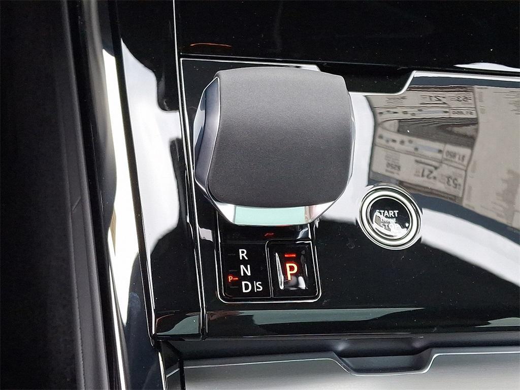 new 2025 Land Rover Range Rover Sport car, priced at $108,325