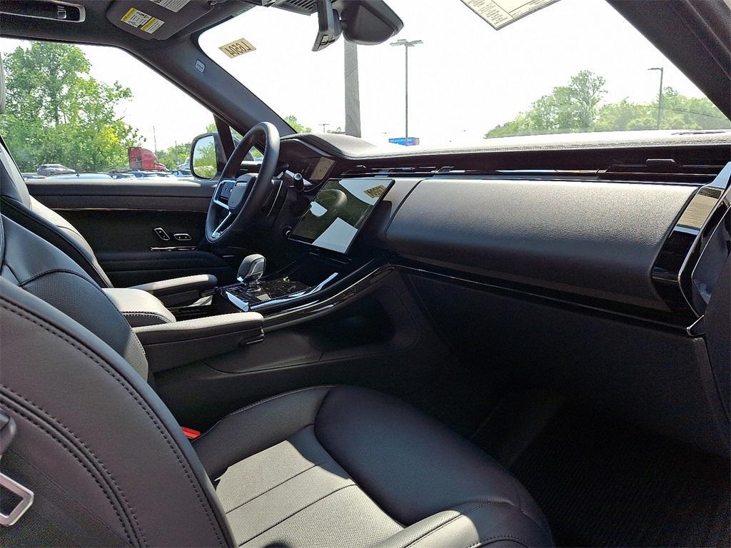new 2025 Land Rover Range Rover Sport car, priced at $95,330
