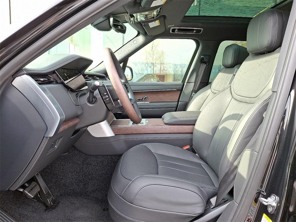 new 2025 Land Rover Range Rover car