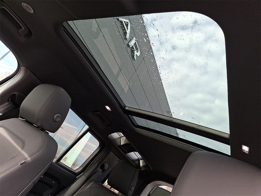 new 2026 Land Rover Defender car