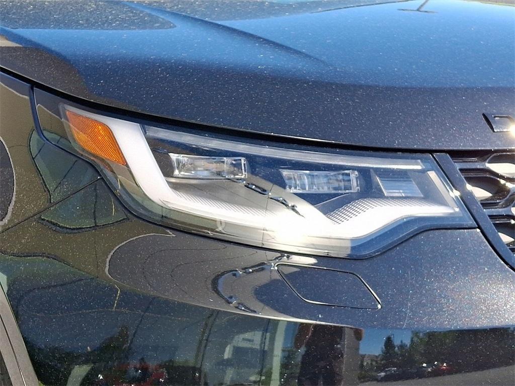 used 2024 Land Rover Discovery car, priced at $64,950