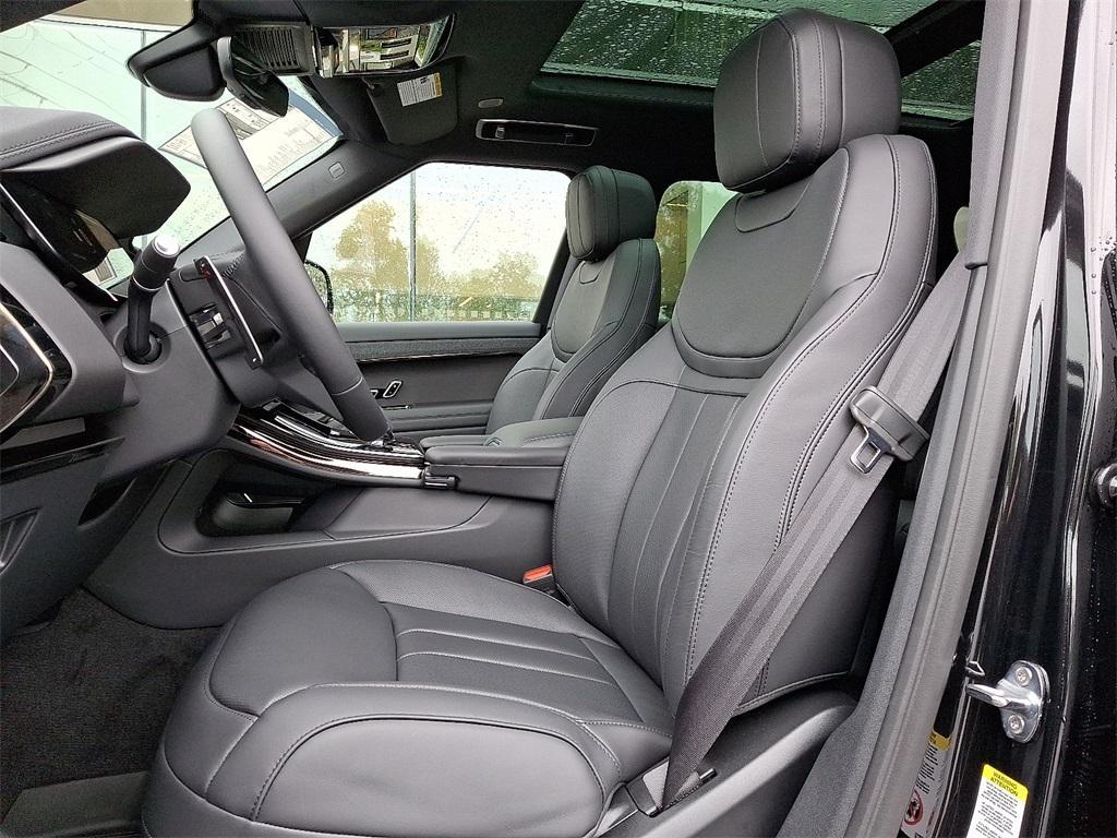 new 2025 Land Rover Range Rover Sport car, priced at $122,485