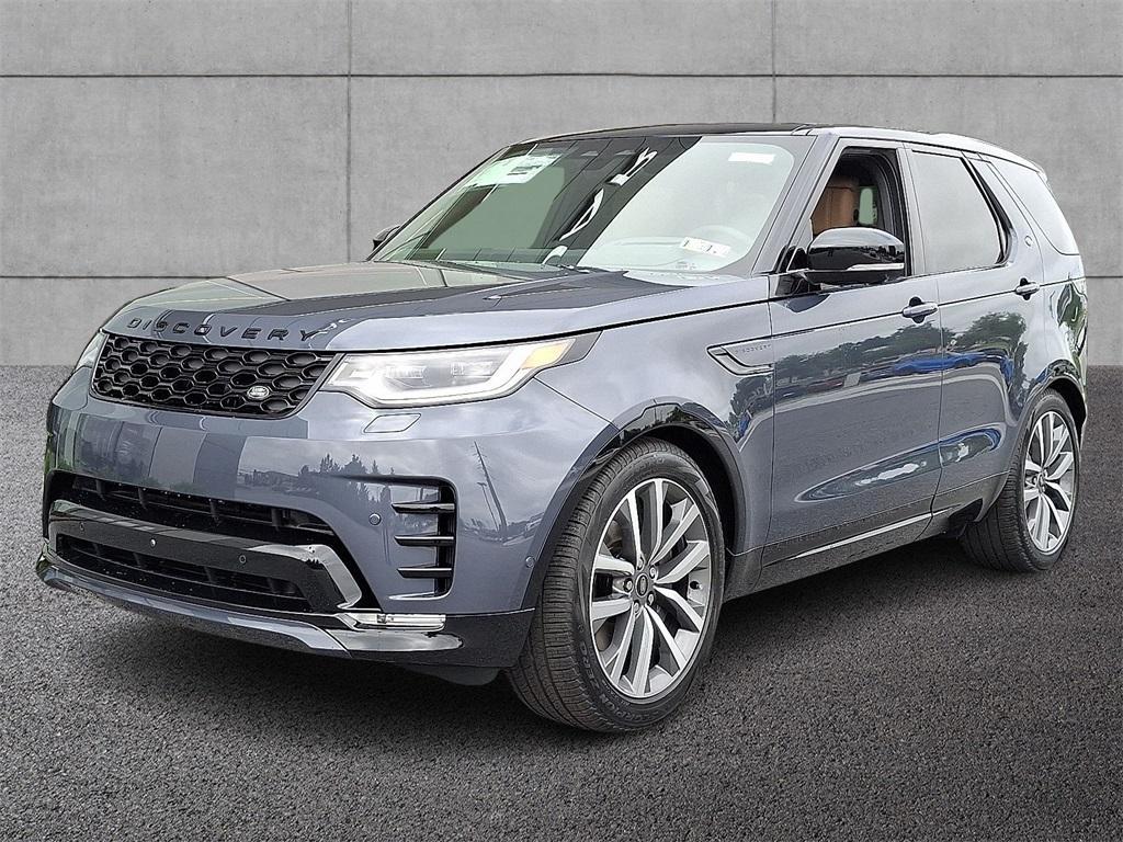 new 2025 Land Rover Discovery car, priced at $77,928