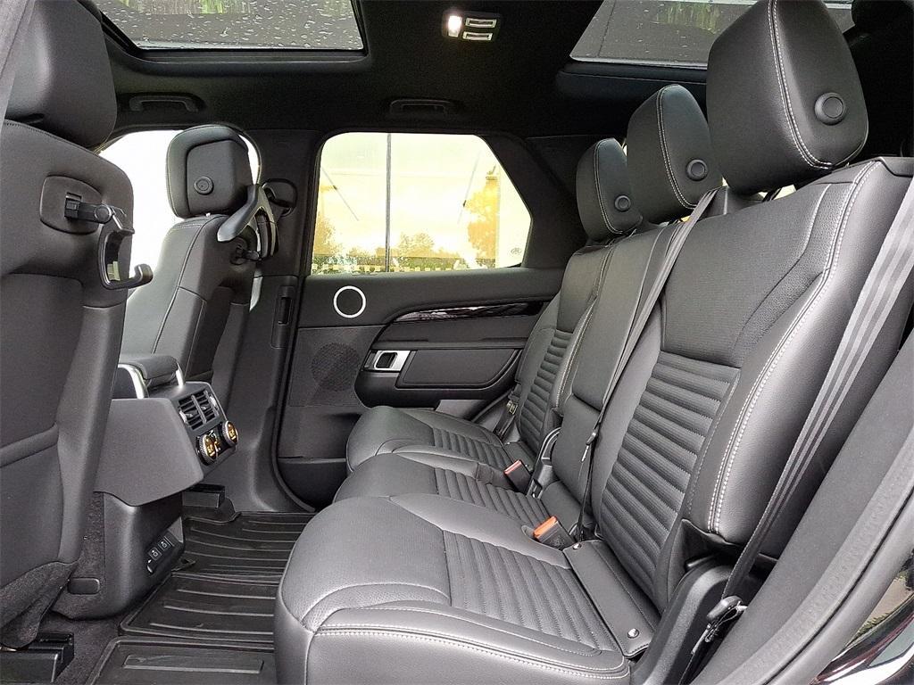 new 2025 Land Rover Discovery car, priced at $68,818