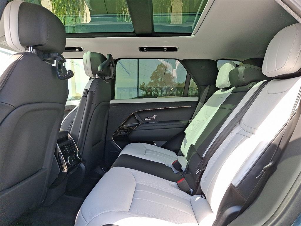 new 2025 Land Rover Range Rover Sport car, priced at $102,365