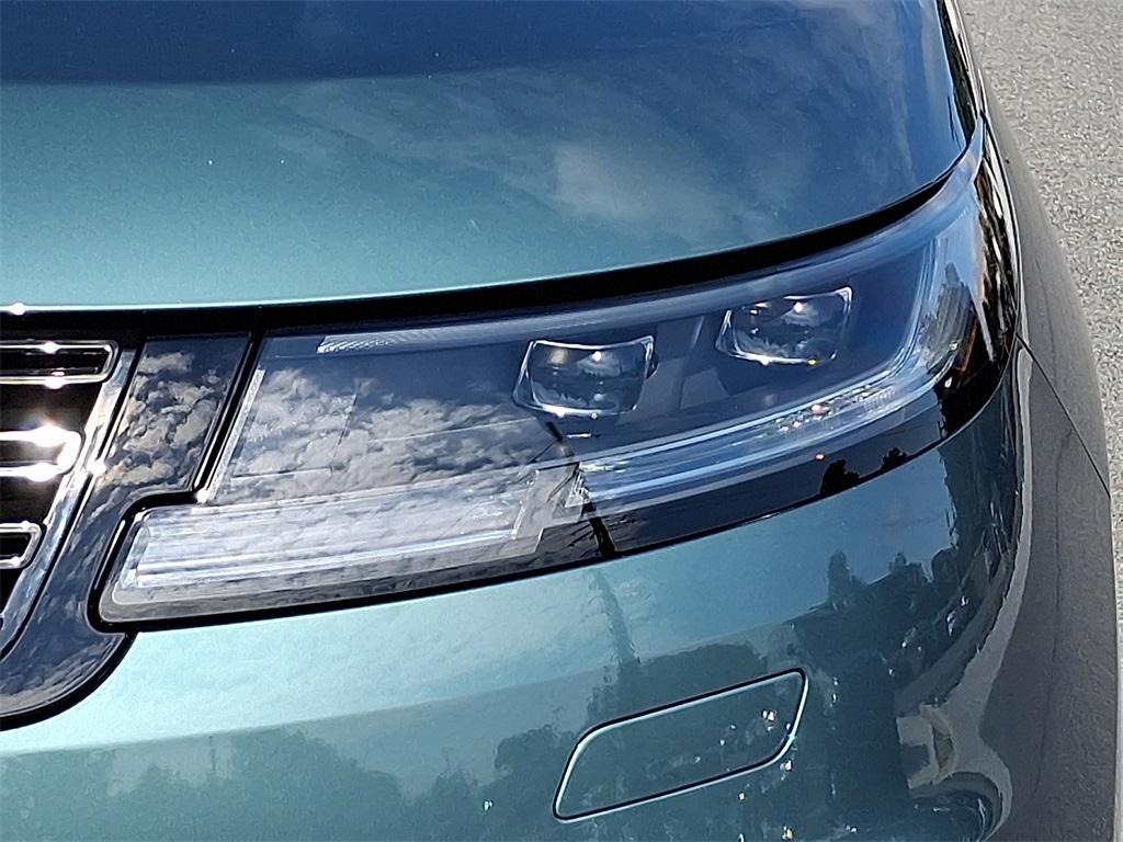 new 2025 Land Rover Range Rover Sport car, priced at $102,365