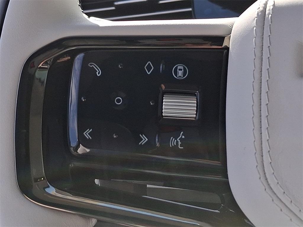 new 2025 Land Rover Range Rover Sport car, priced at $102,365