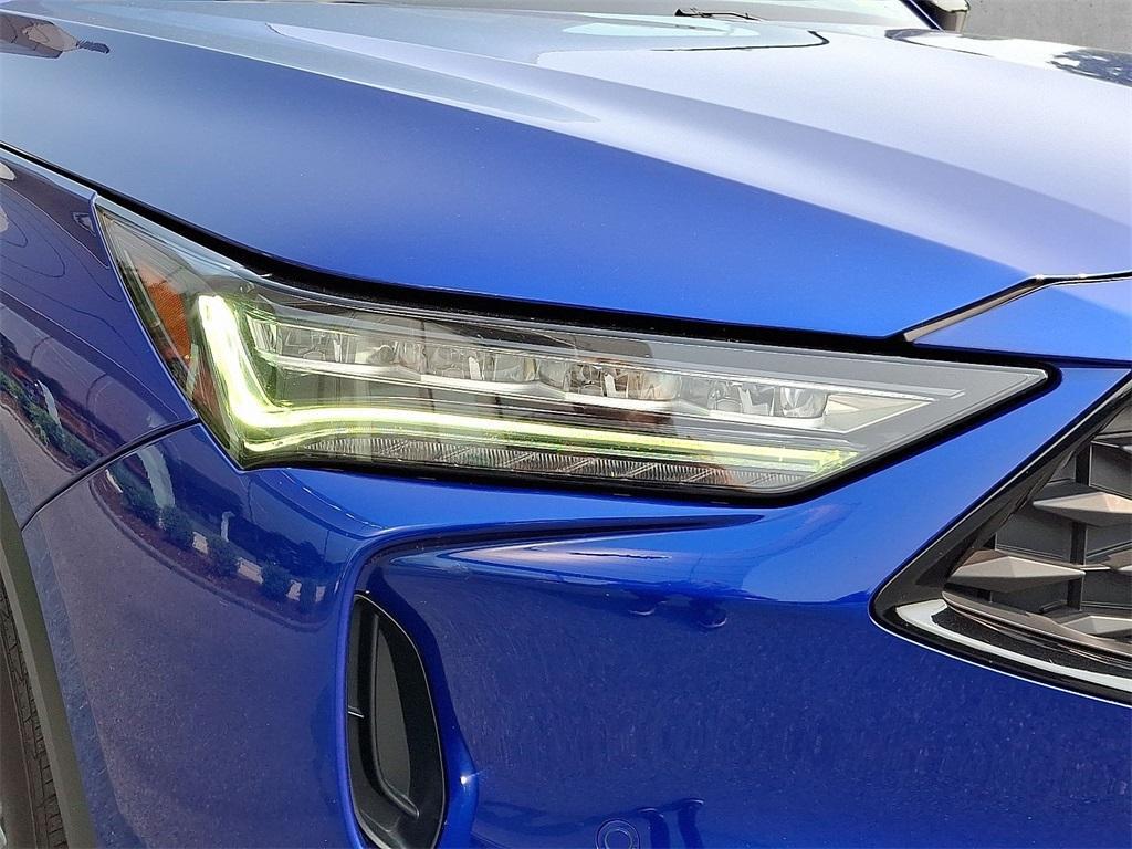 used 2022 Acura MDX car, priced at $35,750