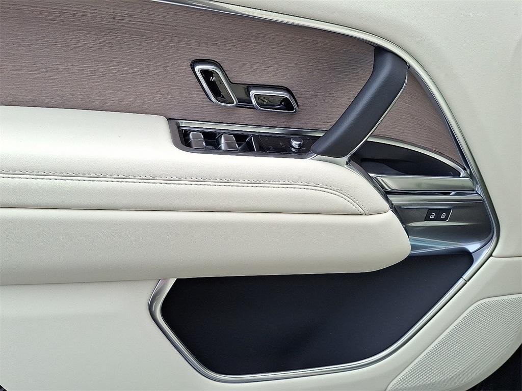 new 2025 Land Rover Range Rover car, priced at $152,770