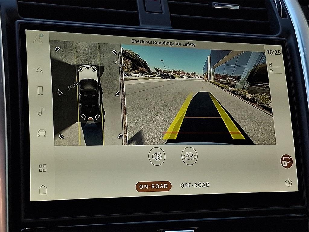 new 2025 Land Rover Discovery car