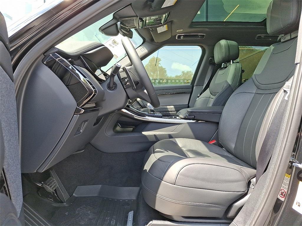 new 2025 Land Rover Range Rover Sport car, priced at $91,715