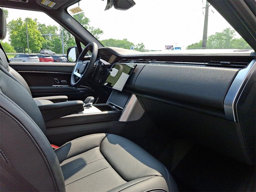 new 2025 Land Rover Range Rover car, priced at $137,480