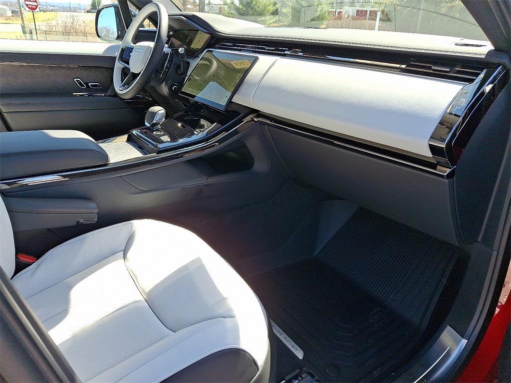 new 2025 Land Rover Range Rover Sport car, priced at $123,950