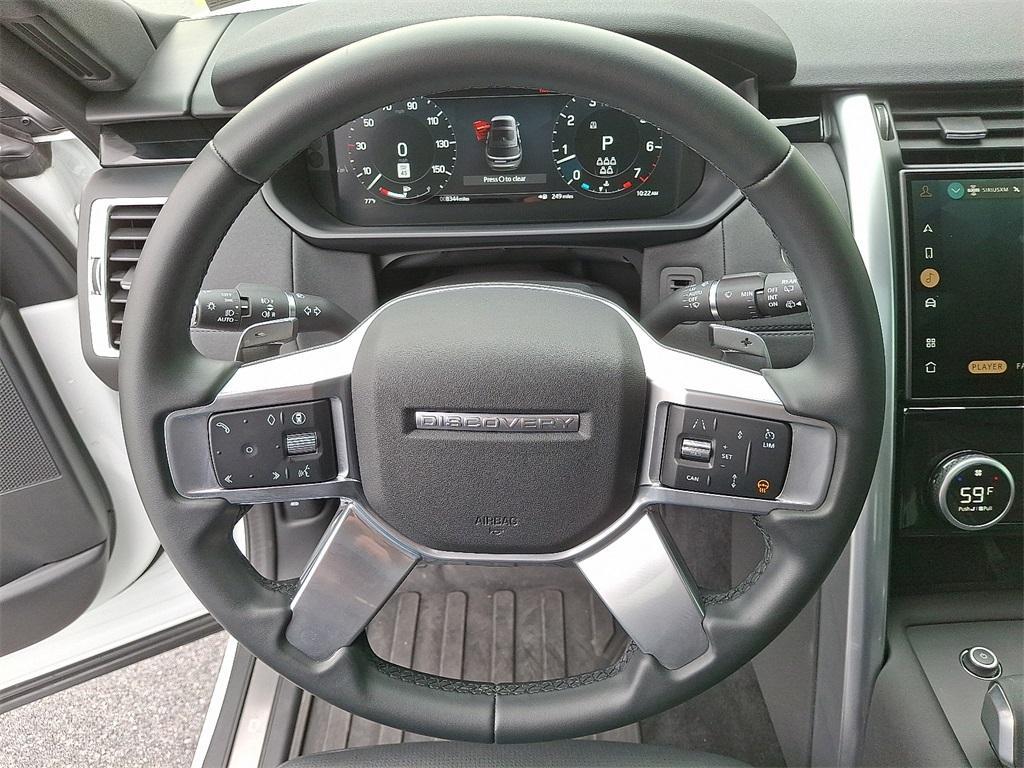 used 2025 Land Rover Discovery car, priced at $55,950