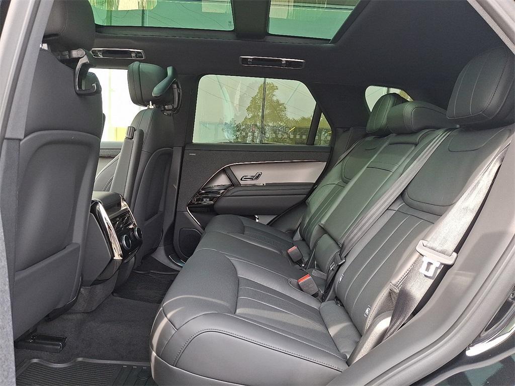 new 2025 Land Rover Range Rover Sport car, priced at $93,405