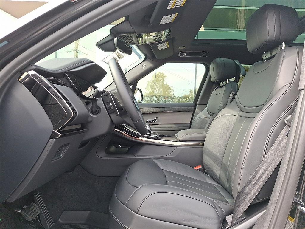 new 2025 Land Rover Range Rover Sport car, priced at $93,405