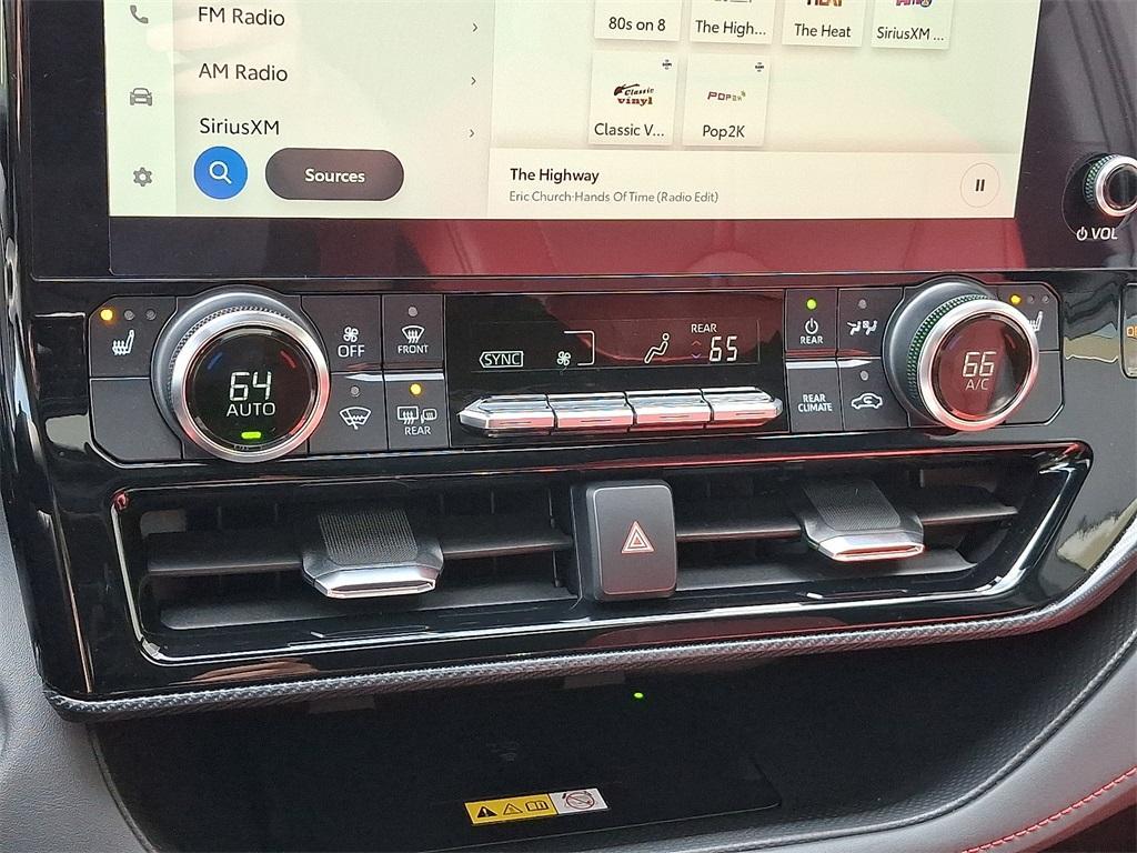 used 2023 Toyota Highlander car, priced at $37,950