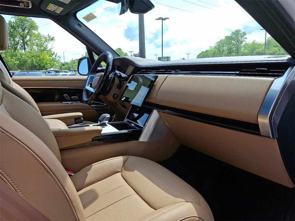 new 2025 Land Rover Range Rover car, priced at $157,350