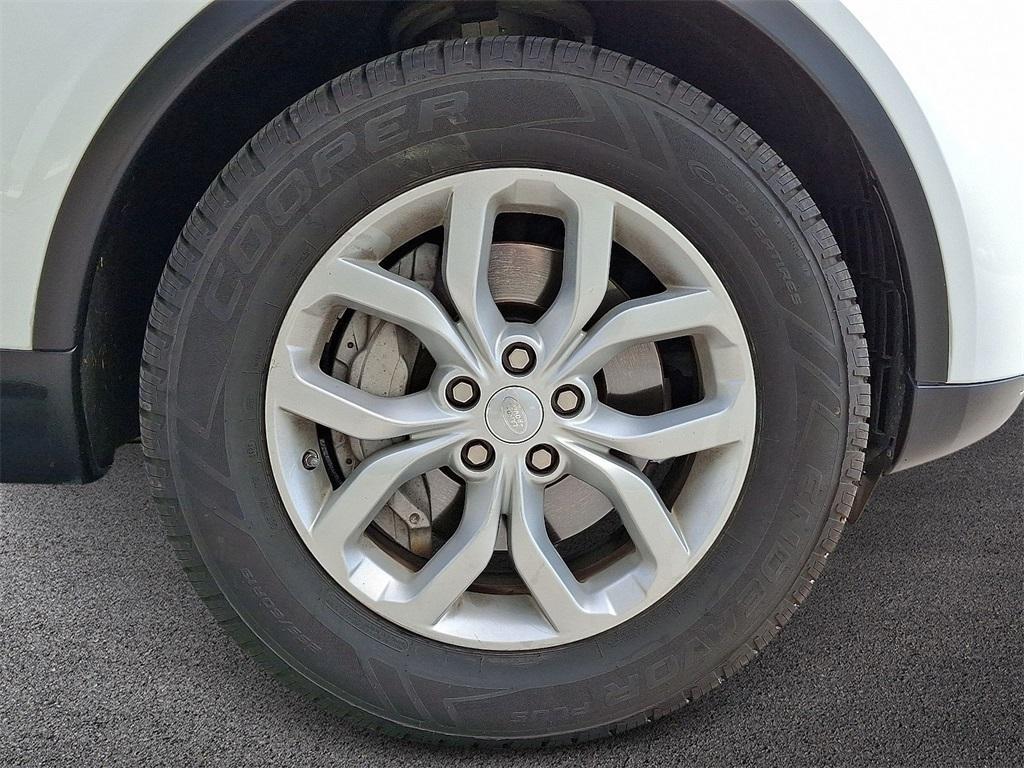 used 2018 Land Rover Discovery car, priced at $19,950