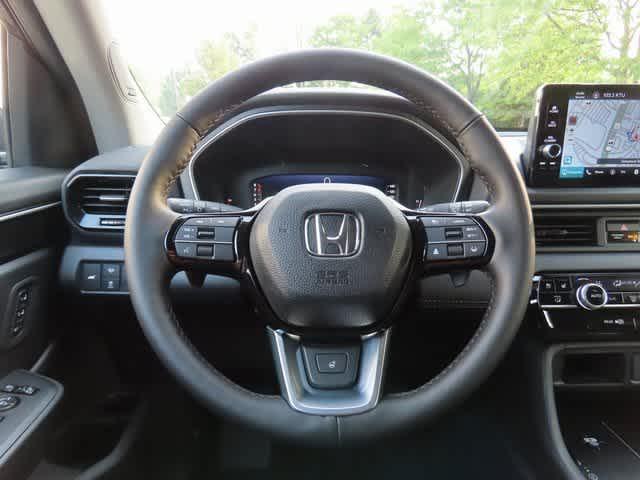 new 2025 Honda Pilot car, priced at $54,530