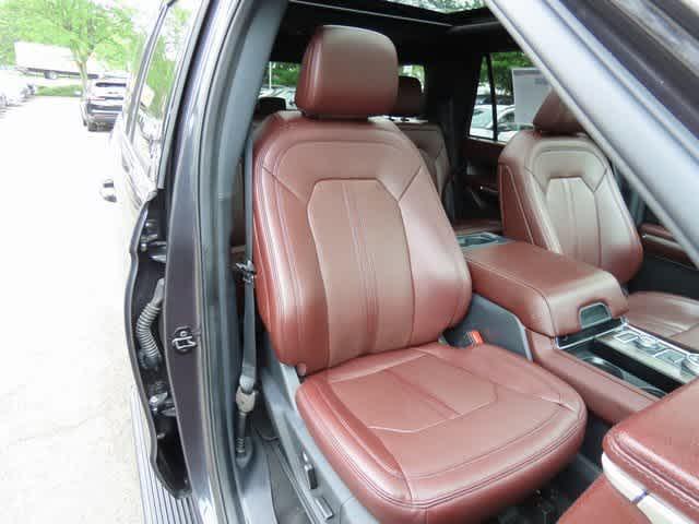 used 2024 Ford Expedition car, priced at $58,500