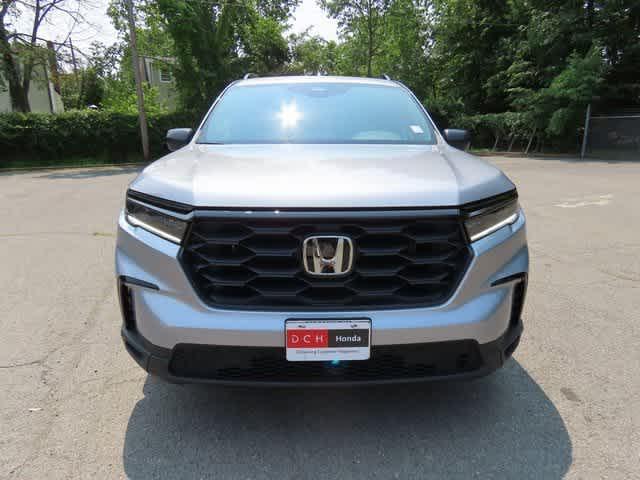 new 2025 Honda Pilot car, priced at $43,695