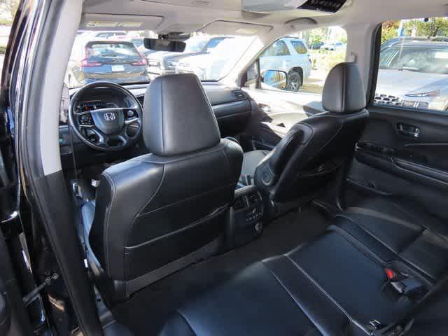 used 2021 Honda Pilot car, priced at $26,999