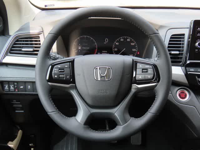 new 2025 Honda Odyssey car, priced at $43,670