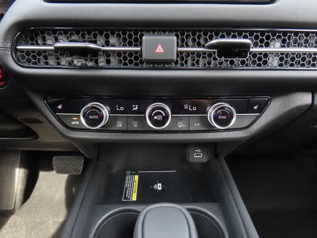 new 2025 Honda HR-V car, priced at $32,395