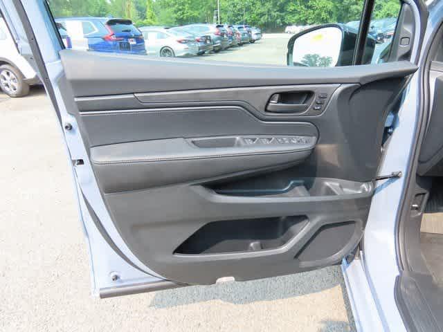 new 2026 Honda Odyssey car, priced at $45,845