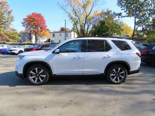 new 2025 Honda Pilot car, priced at $53,225