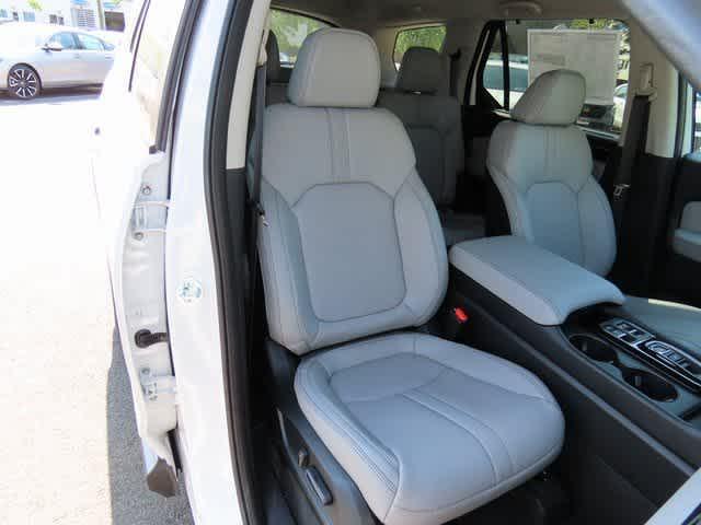 new 2025 Honda Pilot car, priced at $48,255