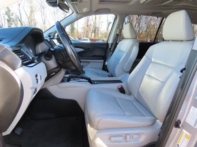 used 2022 Honda Pilot car, priced at $32,599