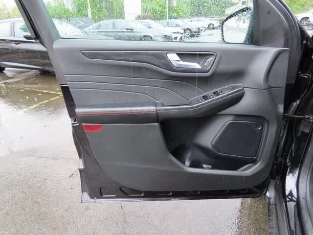 used 2023 Ford Escape car, priced at $25,600
