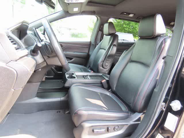 used 2023 Honda Odyssey car, priced at $36,000