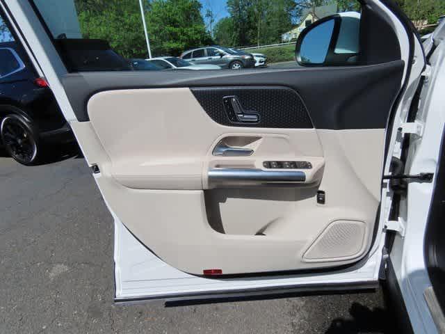used 2025 Mercedes-Benz GLA 250 car, priced at $44,900