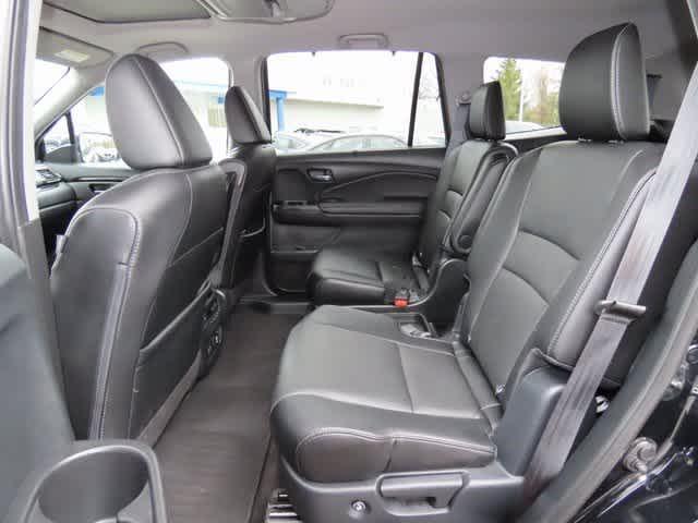 used 2022 Honda Pilot car, priced at $33,599