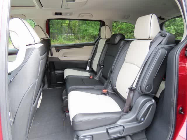 new 2026 Honda Odyssey car, priced at $52,150