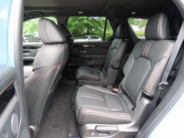 new 2025 Honda Pilot car, priced at $51,830