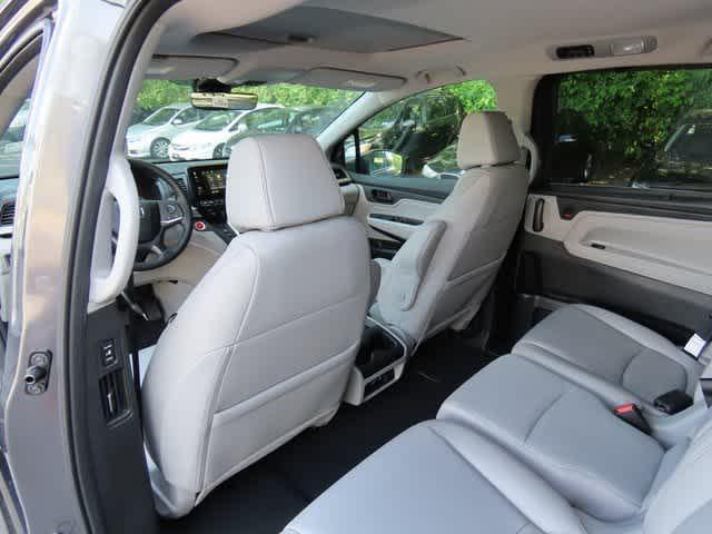 new 2024 Honda Odyssey car, priced at $42,705