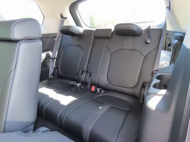 new 2025 Honda Pilot car, priced at $47,800