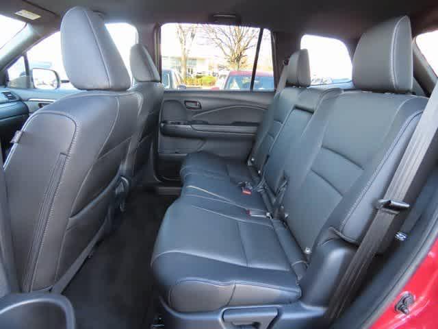 used 2023 Honda Passport car, priced at $32,065